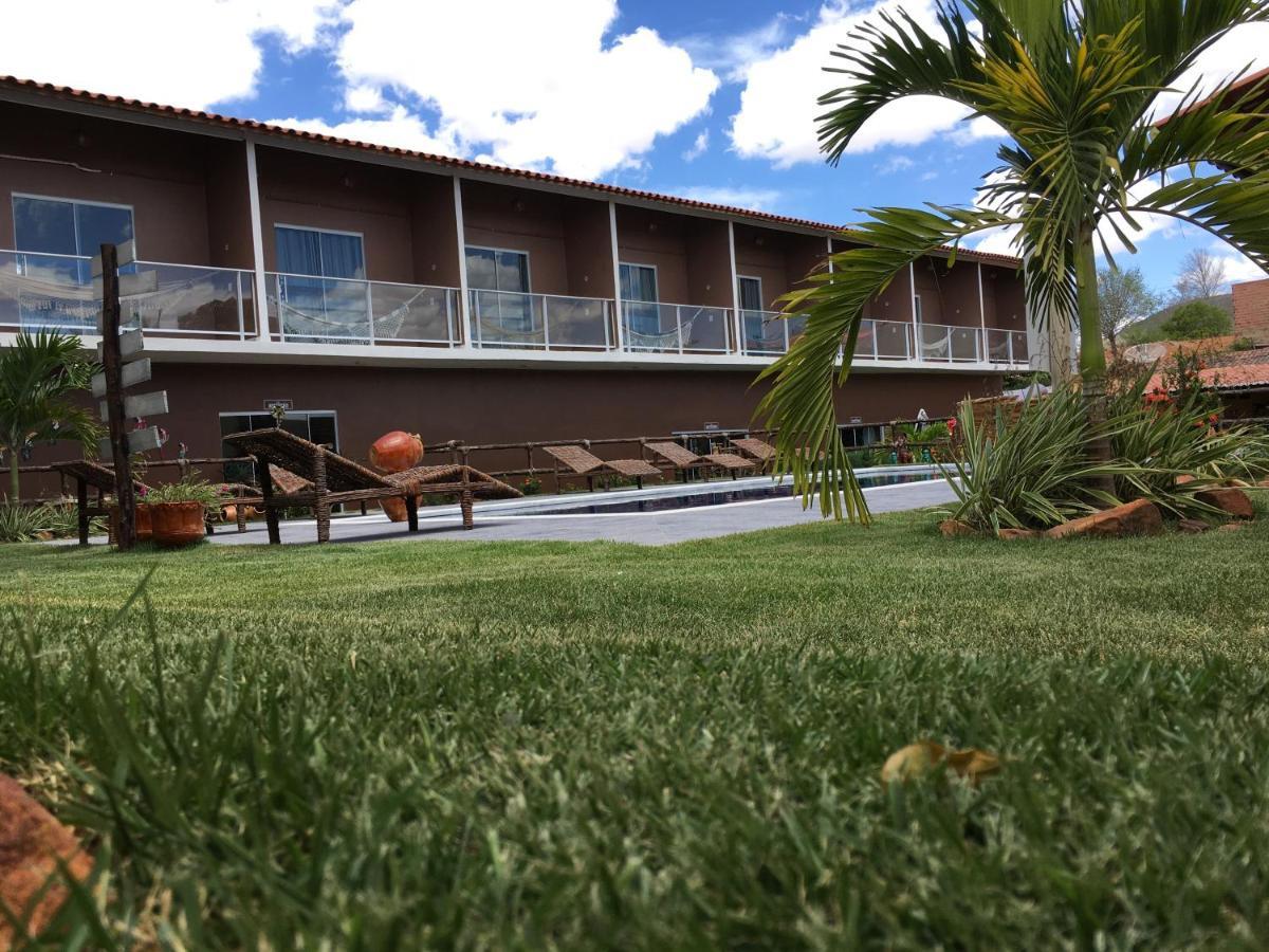 Hotel Virgulino Olho d'Agua do Casado Exterior foto